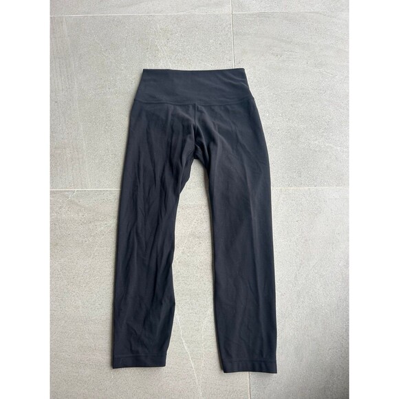 Lululemon leggings 23in Black size 6 - Picture 2 of 8
